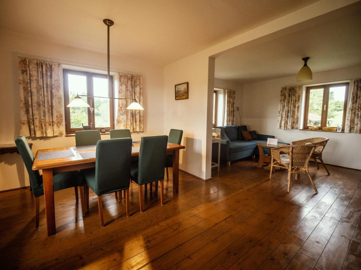 Cottage Bara Bozanov Bagian luar foto