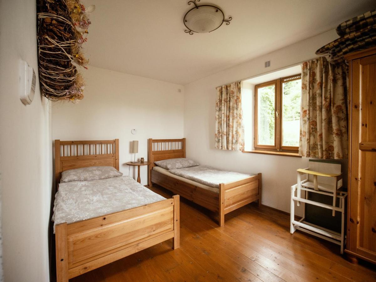 Cottage Bara Bozanov Bagian luar foto