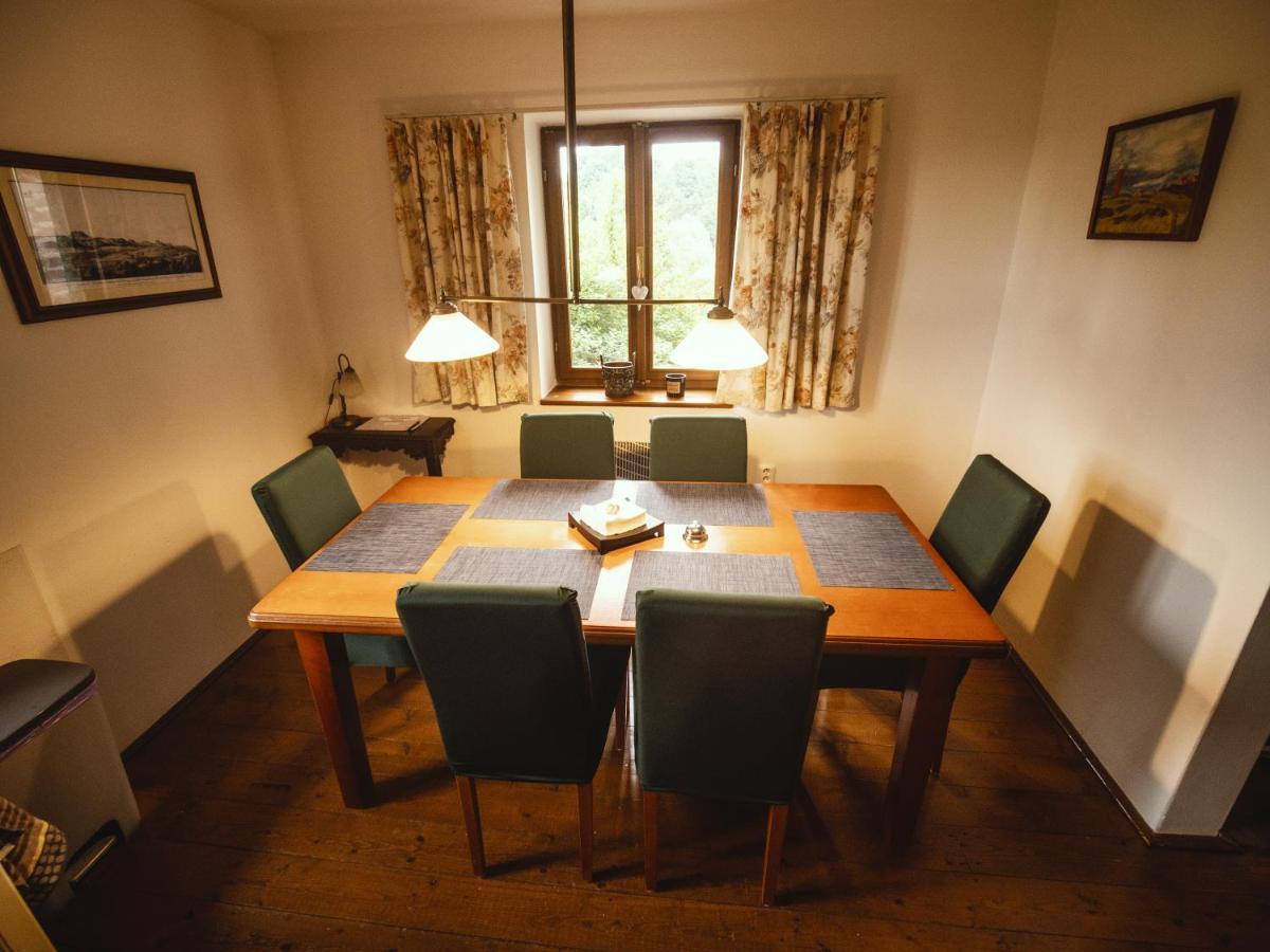 Cottage Bara Bozanov Bagian luar foto