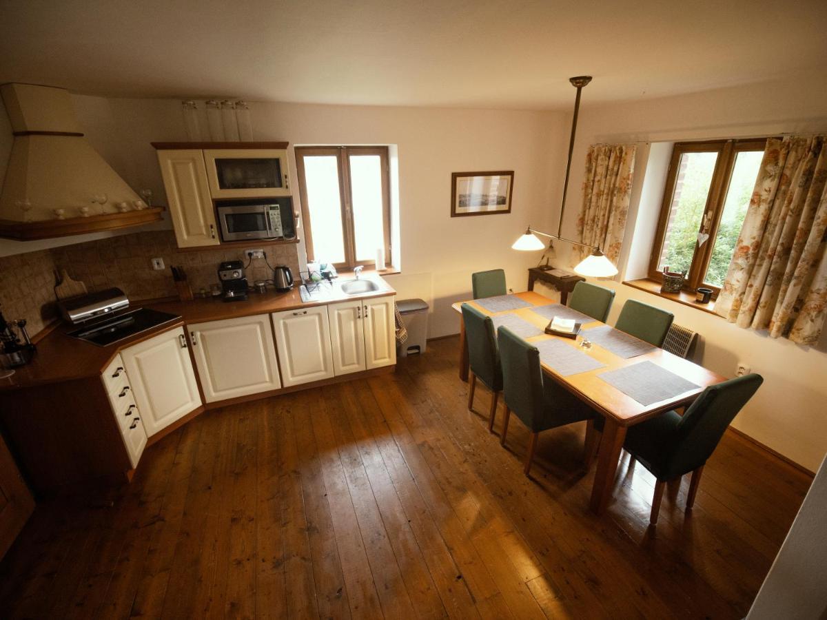 Cottage Bara Bozanov Bagian luar foto