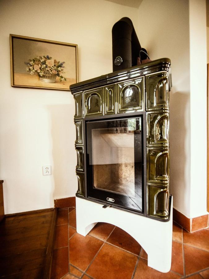 Cottage Bara Bozanov Bagian luar foto